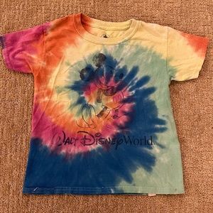 XS Disney t shirt